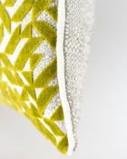 Designers Guild Kissen Dufrene Moss Grün Cushion Samt Rechteck Muster