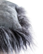 Ligne Pure Fellkissen Lush Dunkelgrau Kunstfell Kissen Grau Weich