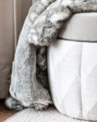 Raumteiler Bad Schlafzimmer Hocker Felldecke Kunstfell Grau Teppich