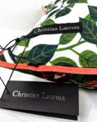 Designers Guild Kissen Bayou Fantasy Prisme Blätter Couchdeko Kissenguide mit Kissen dekorieren Kissen richtig arrangieren Dekokissen für Couch und Bett Sofa mit Kissen dekorieren