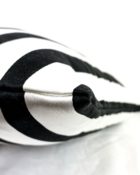 HOATÉ Kissen Cabanon gestreiftes Kissen Couchdeko Kissenguide mit Kissen dekorieren Kissen richtig arrangieren Dekokissen für Couch und Bett Sofa mit Kissen dekorieren