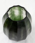 Guaxs Vase Koonam medium grünes Glas grüne Vase hochwertig