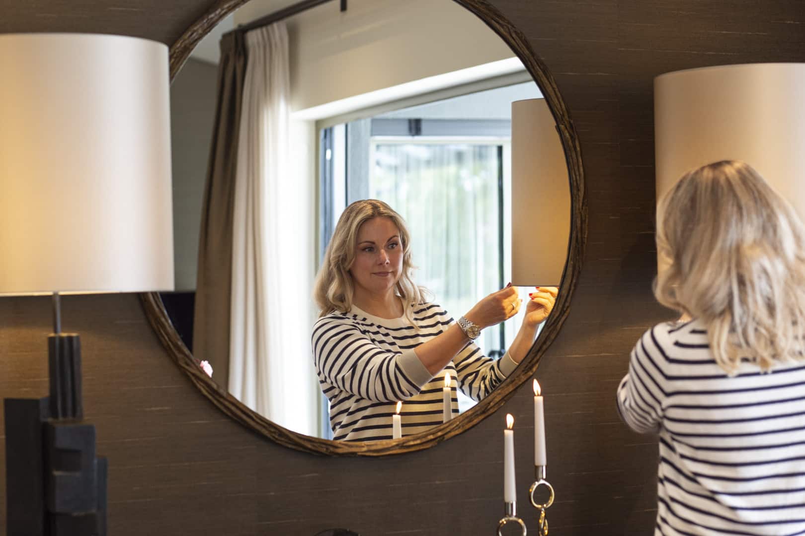 Moni tut Dinge Stilschule VII